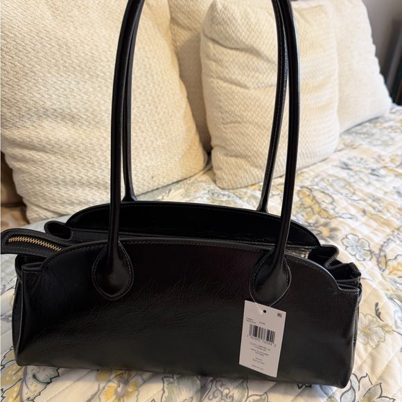 NWT Coach Empire 34 Shoulder Bag in Black Glazed Leather - Picture 3 of 9